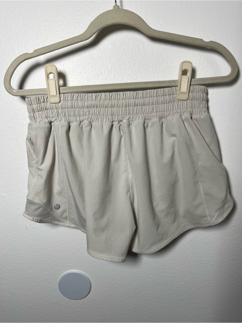 🍋 Lululemon SIZE 8 Running Shorts